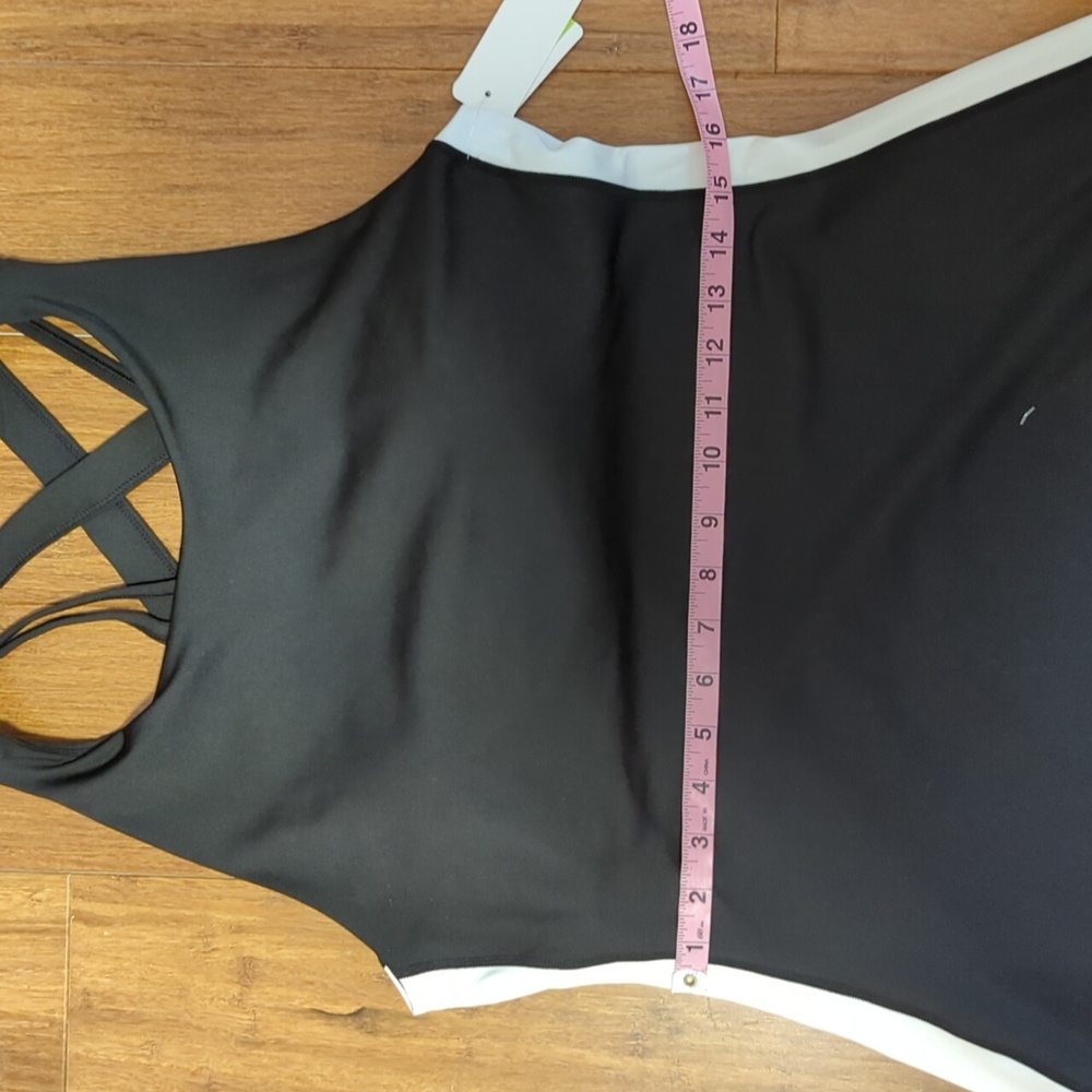 Nicole Miller Sport Black & White Athletic Dress With Shelf Bra - Picture 7 of 13
